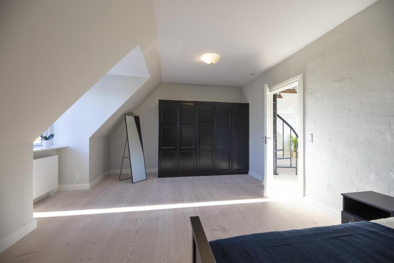 Adnana - 3 bedroom - Modern Living Apartment - Aalborg Center Exteriör bild